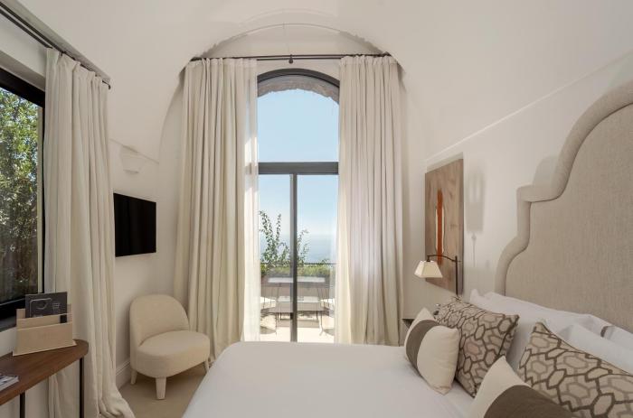 furore grand hotel