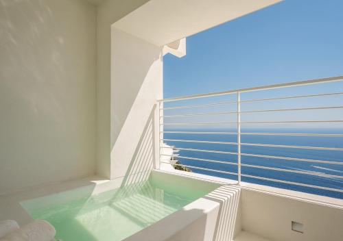 furore grand hotel