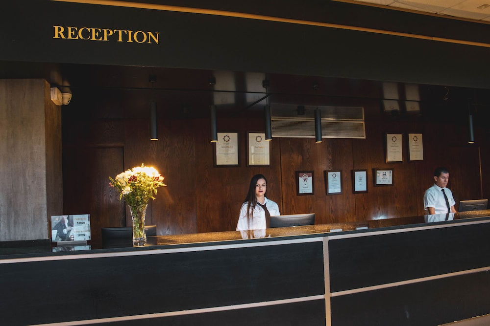 riadh palms resort and spa