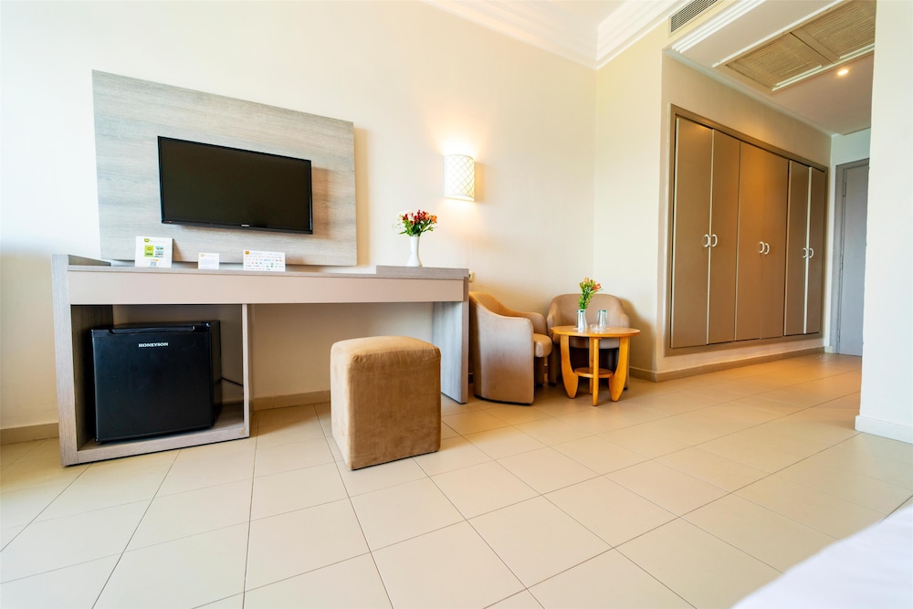 riadh palms resort and spa