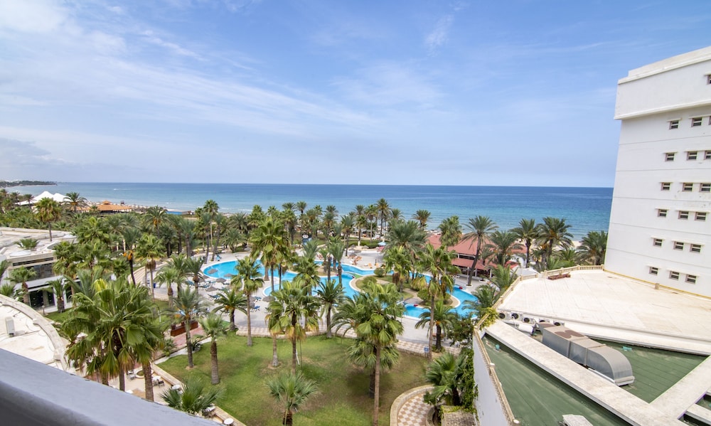 riadh palms resort and spa