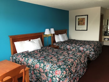 twelve oaks inn