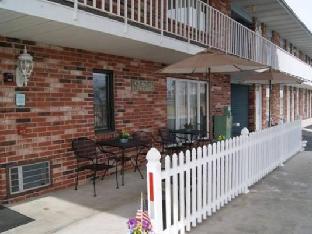 twelve oaks inn