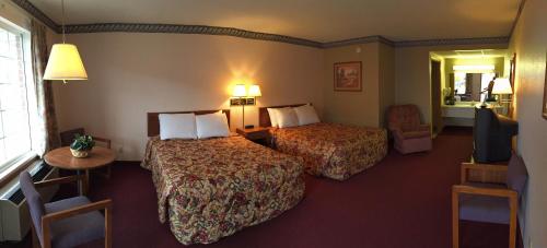 twelve oaks inn