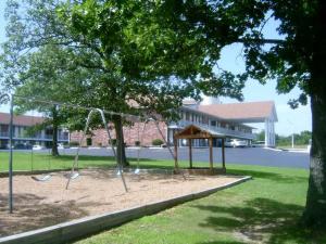 twelve oaks inn