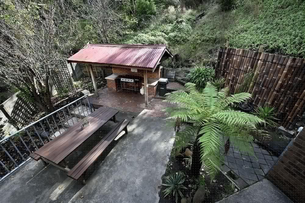 lorne coachman inn