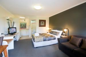 lorne coachman inn