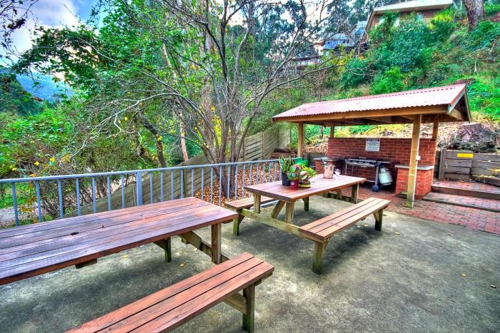 lorne coachman inn