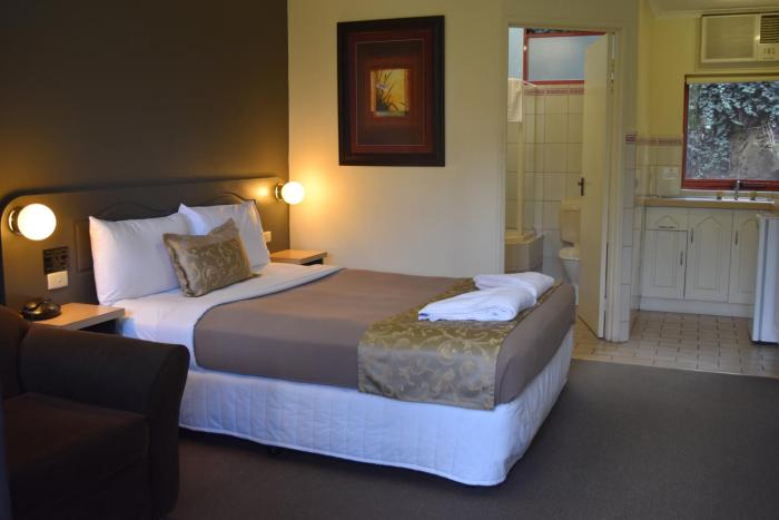 lorne coachman inn