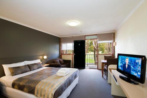 lorne coachman inn