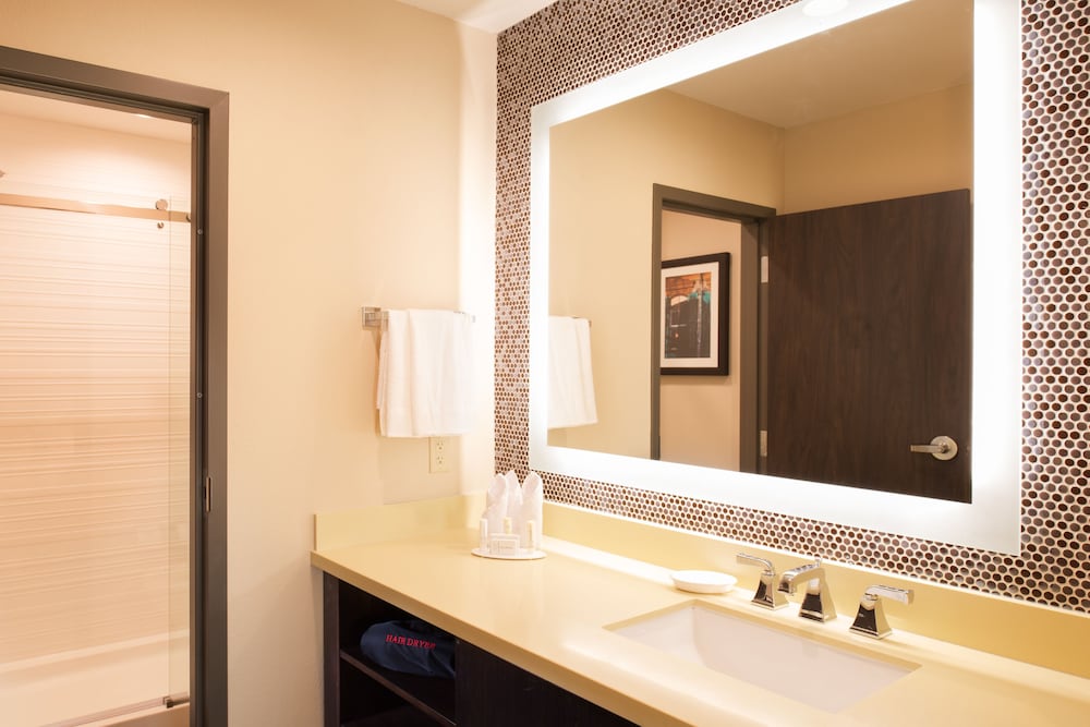 fairfield inn and suites new orleans downtown