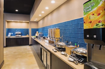 fairfield inn and suites new orleans downtown