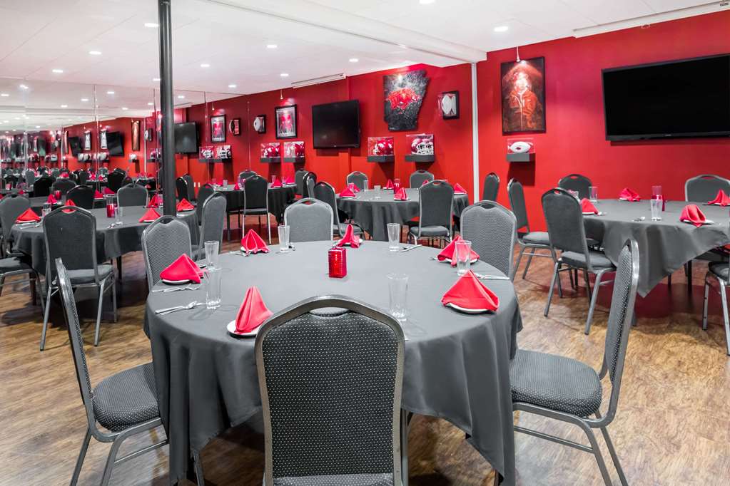 wyndham riverfront little rock