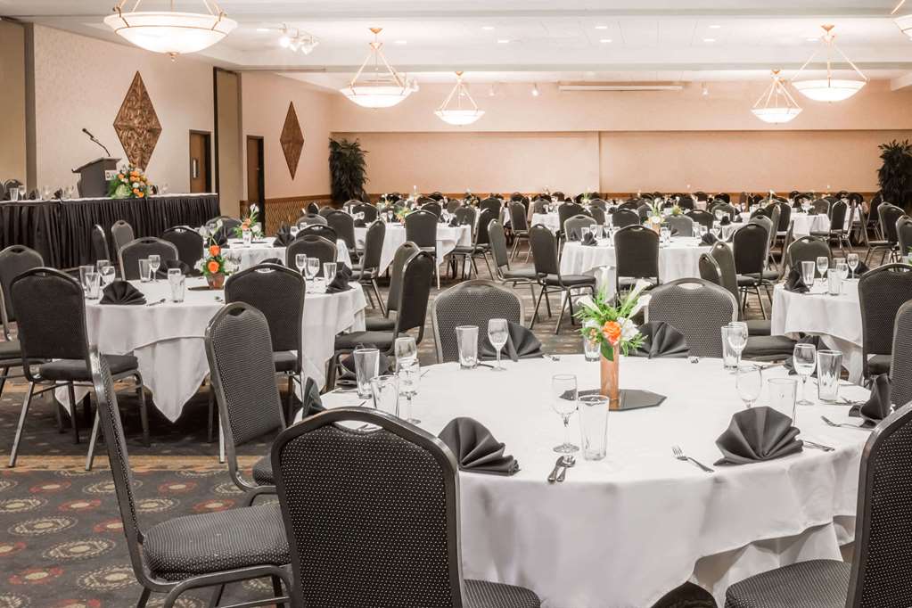 wyndham riverfront little rock