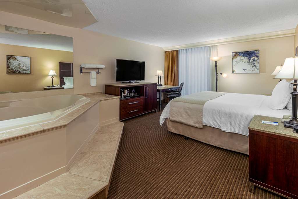 wyndham riverfront little rock