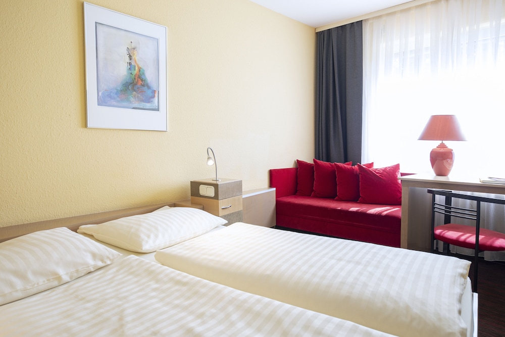 michel and friends hotel luneburger heide