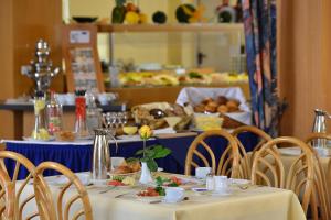 michel and friends hotel luneburger heide