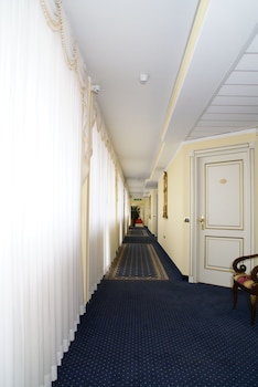 Hotel La Bussola,Milan>>Lonate Pozzolo,4 star