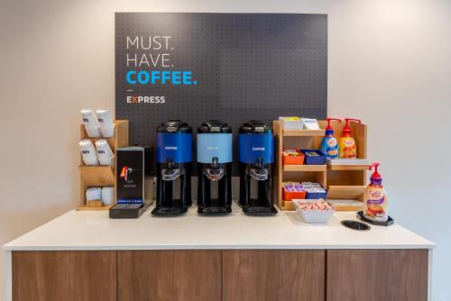 holiday inn express philadelphia ne bensalem by ihg