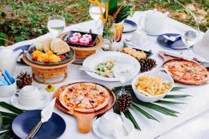 sappraiwan elephant resort and sanctuary