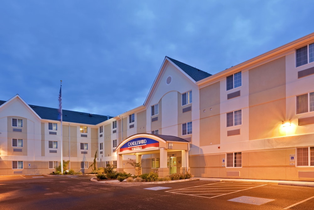 candlewood suites oak harbor by ihg