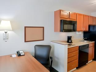 candlewood suites oak harbor by ihg