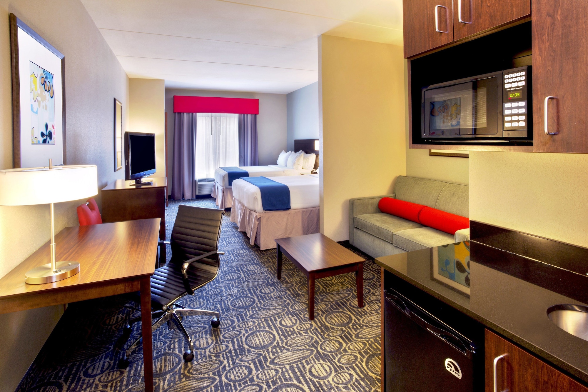holiday inn express and suites oak ridge by ihg