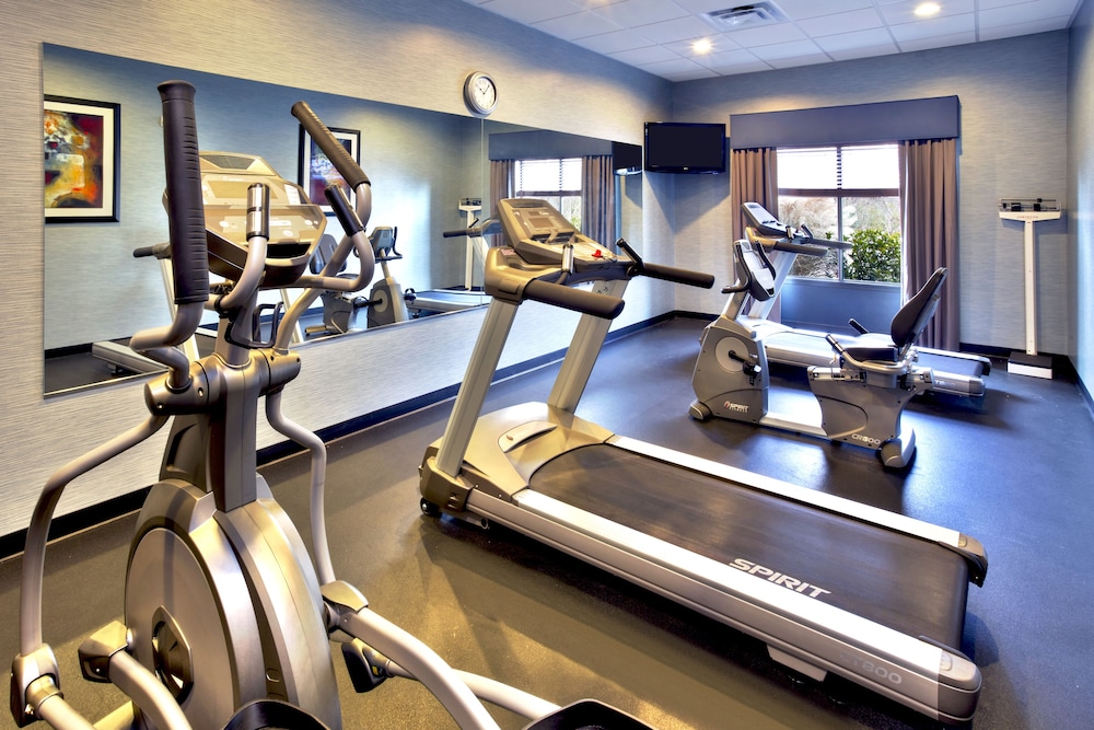 holiday inn express and suites oak ridge by ihg