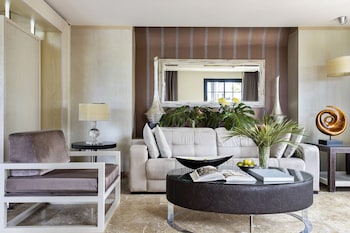 redlevel at gran melia palacio de isora adults only