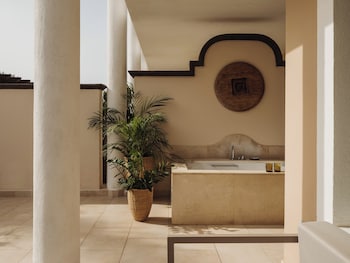 redlevel at gran melia palacio de isora adults only