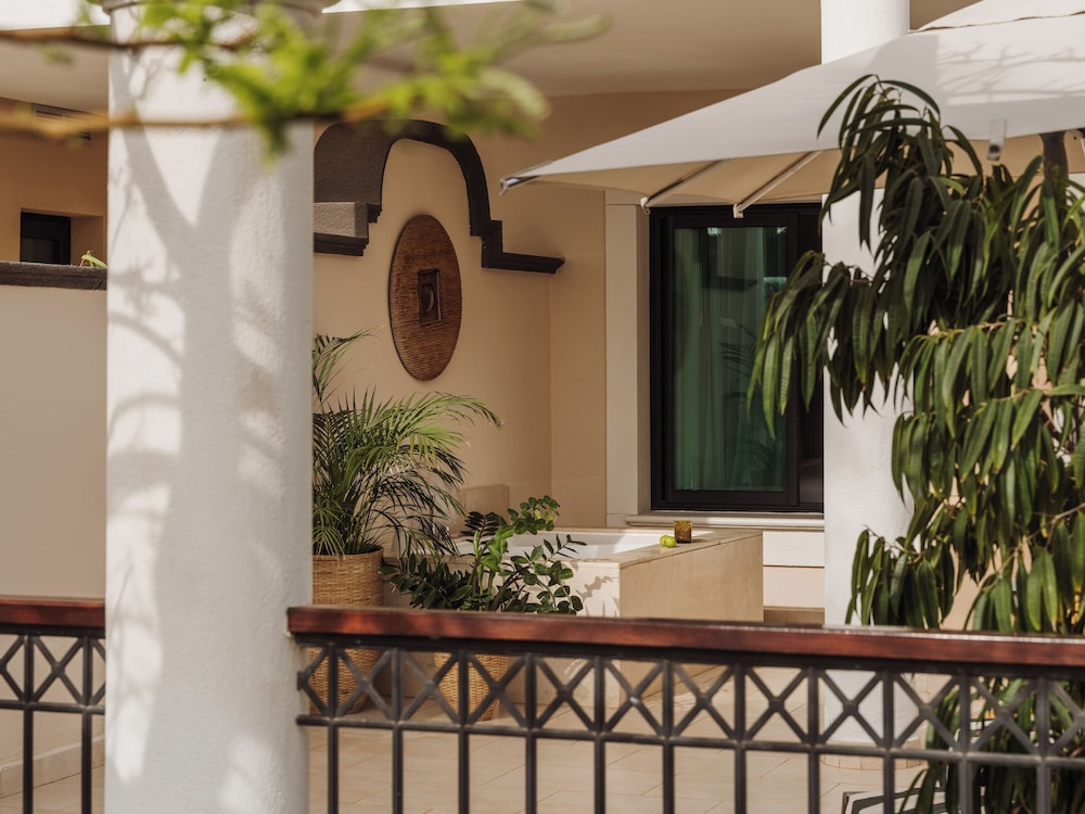 redlevel at gran melia palacio de isora adults only