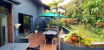 santa lucia guest house