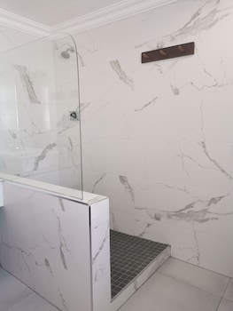 little scotia guest house