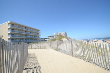 sealoft oceanfront hotel