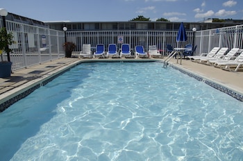 sealoft oceanfront hotel