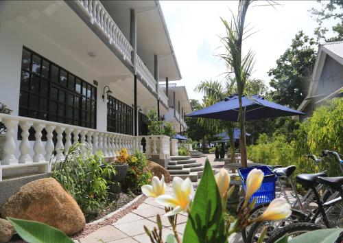la digue self catering apartments