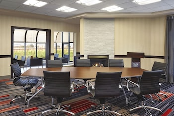 waterloo suites hotel trademark collection by wyndham