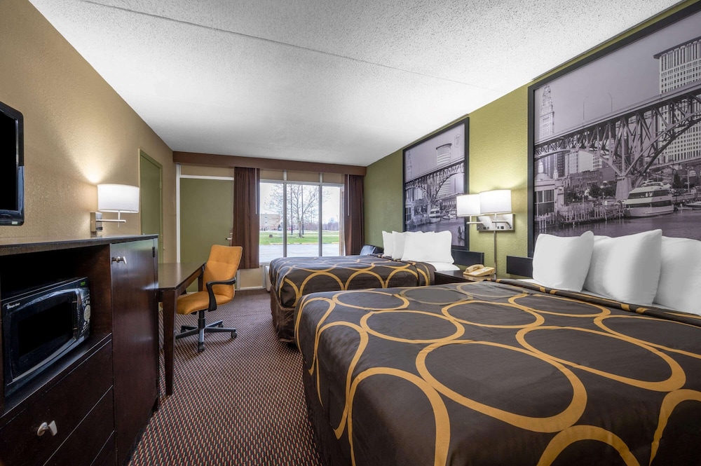 super 8 by wyndham perrysburg toledo