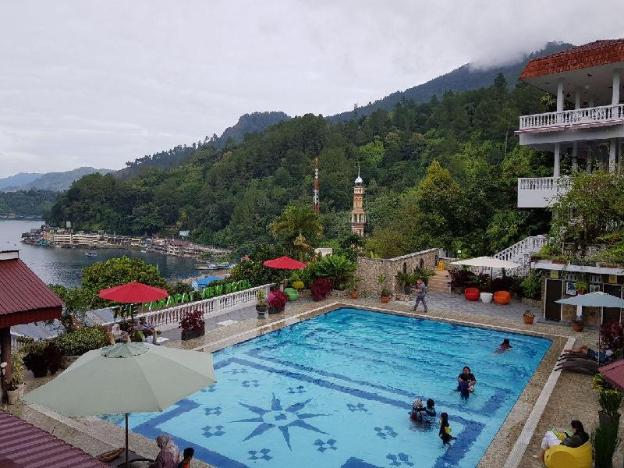 parapat view