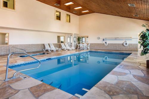 quality inn and suites albuquerque north near balloon fiesta park