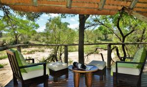 Rhino Post Safari Lodge,Ehlanzeni>>Bushbuckridge,3 star