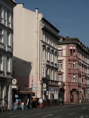 hotel garni djaran