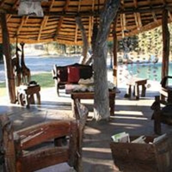 Roy's Rest Camp,In The Suburbs,3 star