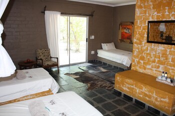 Roy's Rest Camp,In The Suburbs,3 star