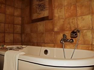 Sea Breeze Guesthouse,Walvis Bay>>Swakopmund,4 star