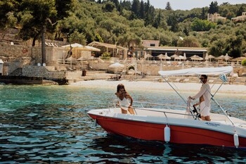 agali hotel paxos