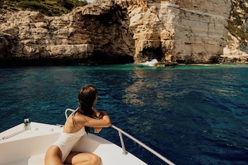 agali hotel paxos