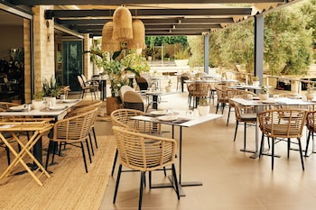 agali hotel paxos