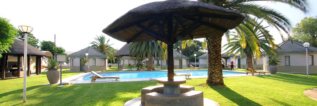 kalahari arms hotel
