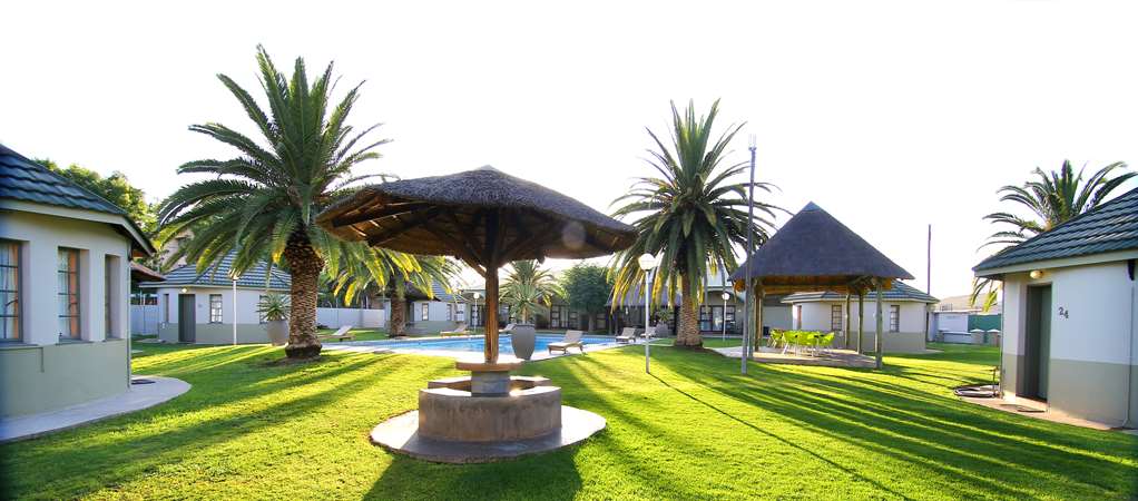 kalahari arms hotel